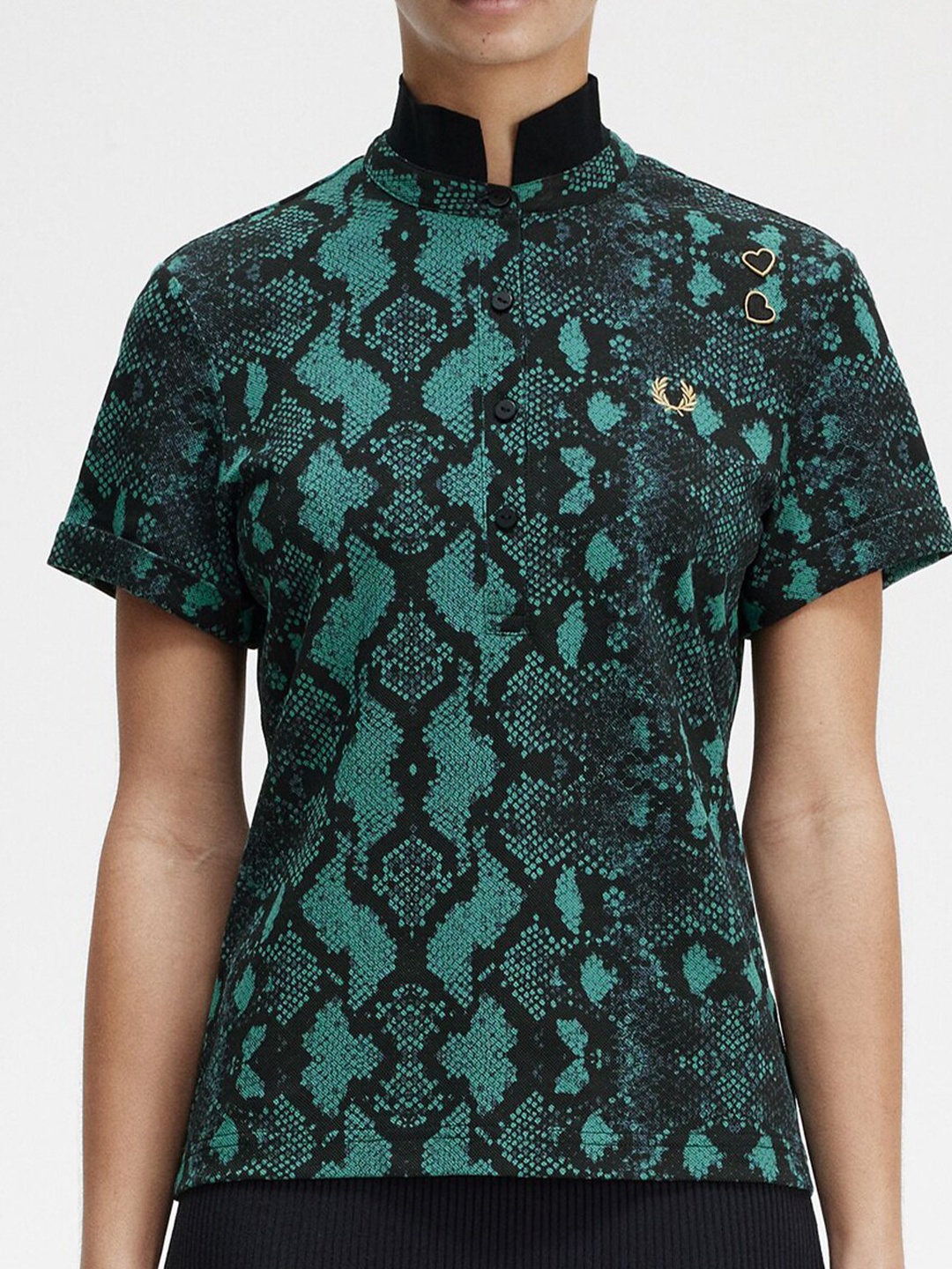Fred Perry Abstract Printed Mandarin Collar Slim Fit Pure Cotton Casual T-shirt, Green
Fred Perry Abstract Printed Mandarin Collar Slim Fit Pure Cotton Casual T-shirt, Green