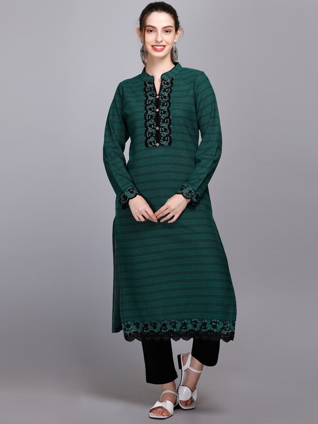 VELVTINE Yoke Design Regular Thread Work Pure Wool Kurta With Trousers & Dupatta, Green
VELVTINE Yoke Design Regular Thread Work Pure Wool Kurta With Trousers & Dupatta, Green