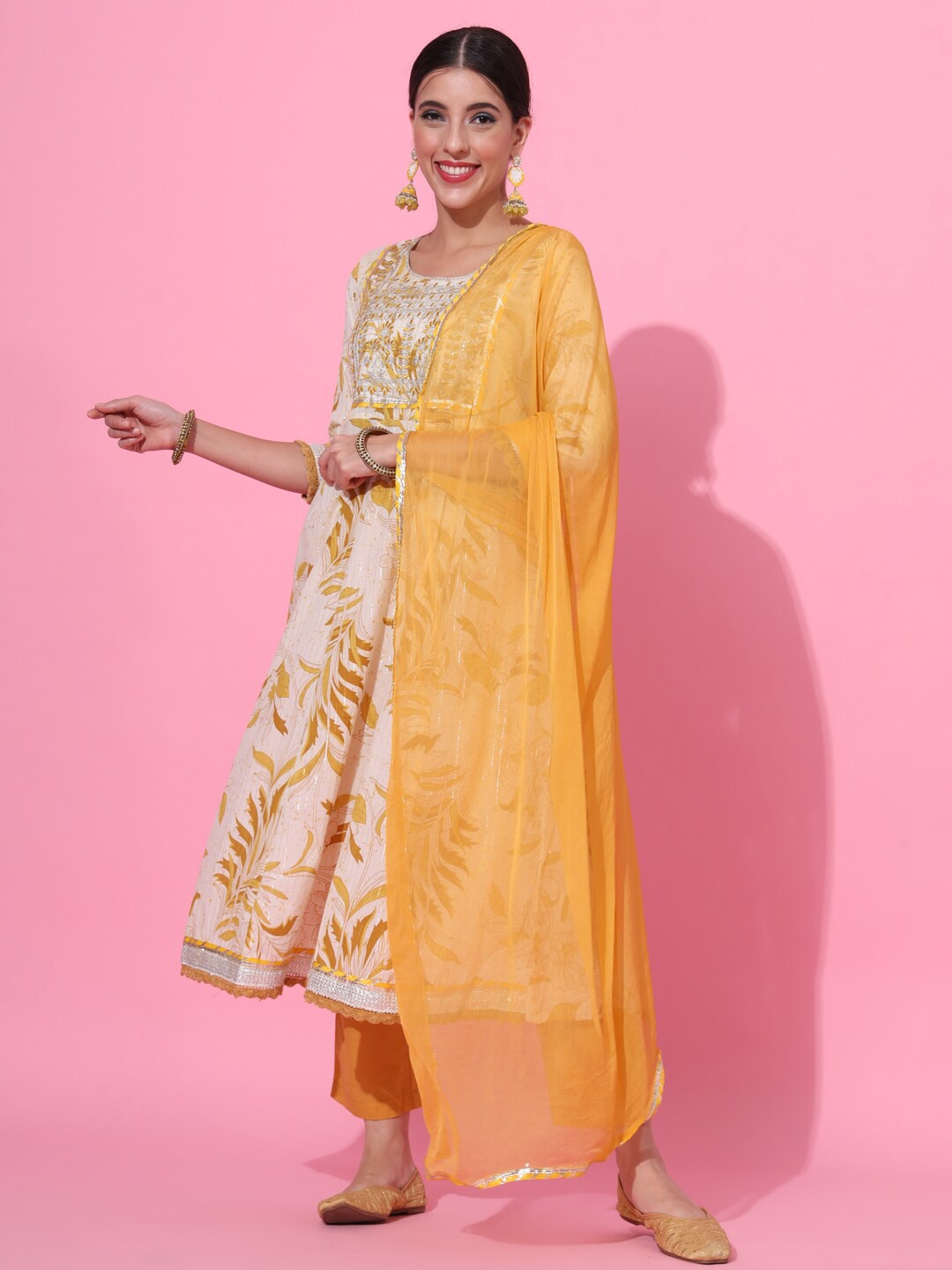 JAIPUR PRIME Floral Printed Regular Thread Work Pure Cotton Kurta With Trousers & Dupatta, Yellow
JAIPUR PRIME Floral Printed Regular Thread Work Pure Cotton Kurta With Trousers & Dupatta, Yellow