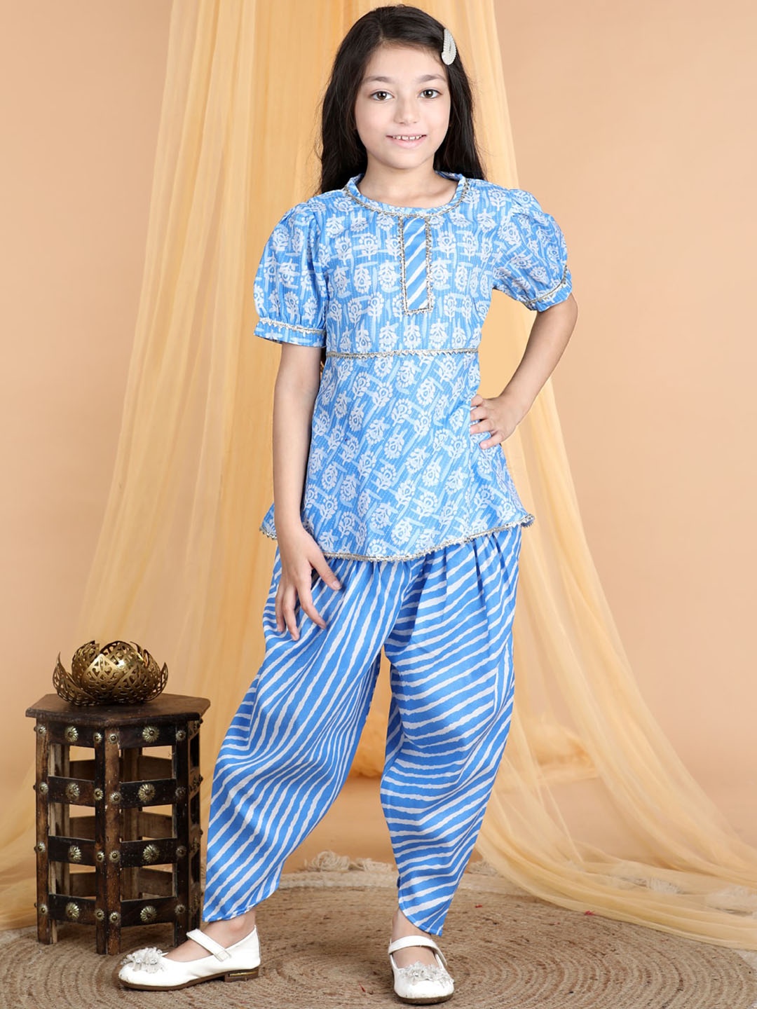 Cutiekins Girls Ethnic Motifs Printed Regular Gotta Patti Kurta with Dhoti Pants, Blue
Cutiekins Girls Ethnic Motifs Printed Regular Gotta Patti Kurta with Dhoti Pants, Blue