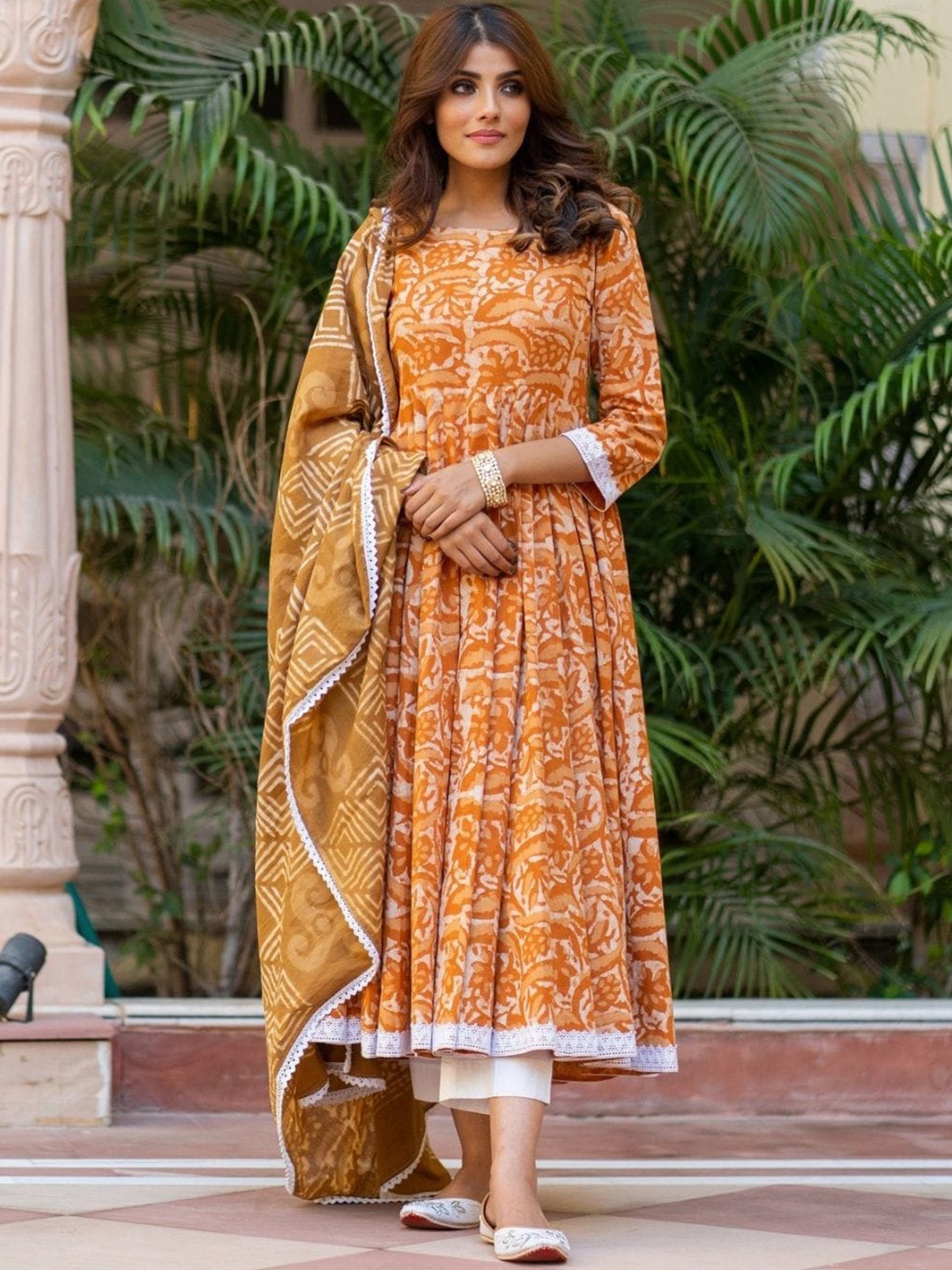 Collection Rj23 Floral Printed Regular Pure Cotton Kurta & Trousers With Dupatta, Mustard
Collection Rj23 Floral Printed Regular Pure Cotton Kurta & Trousers With Dupatta, Mustard