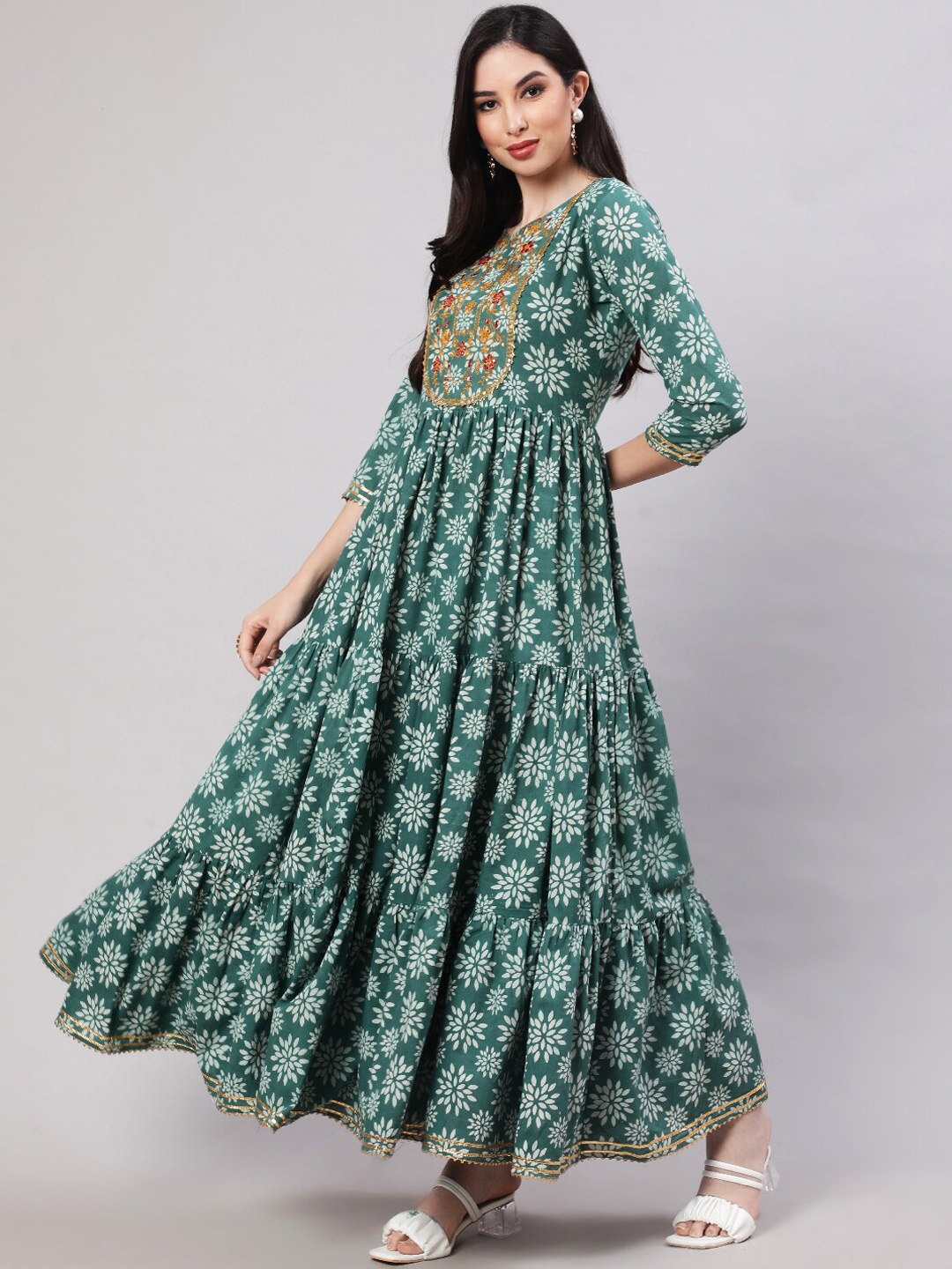GLAM ROOTS Ethnic Motifs Printed Embroidered Tiered Fit & Flare Ethnic Dress, Green
GLAM ROOTS Ethnic Motifs Printed Embroidered Tiered Fit & Flare Ethnic Dress, Green