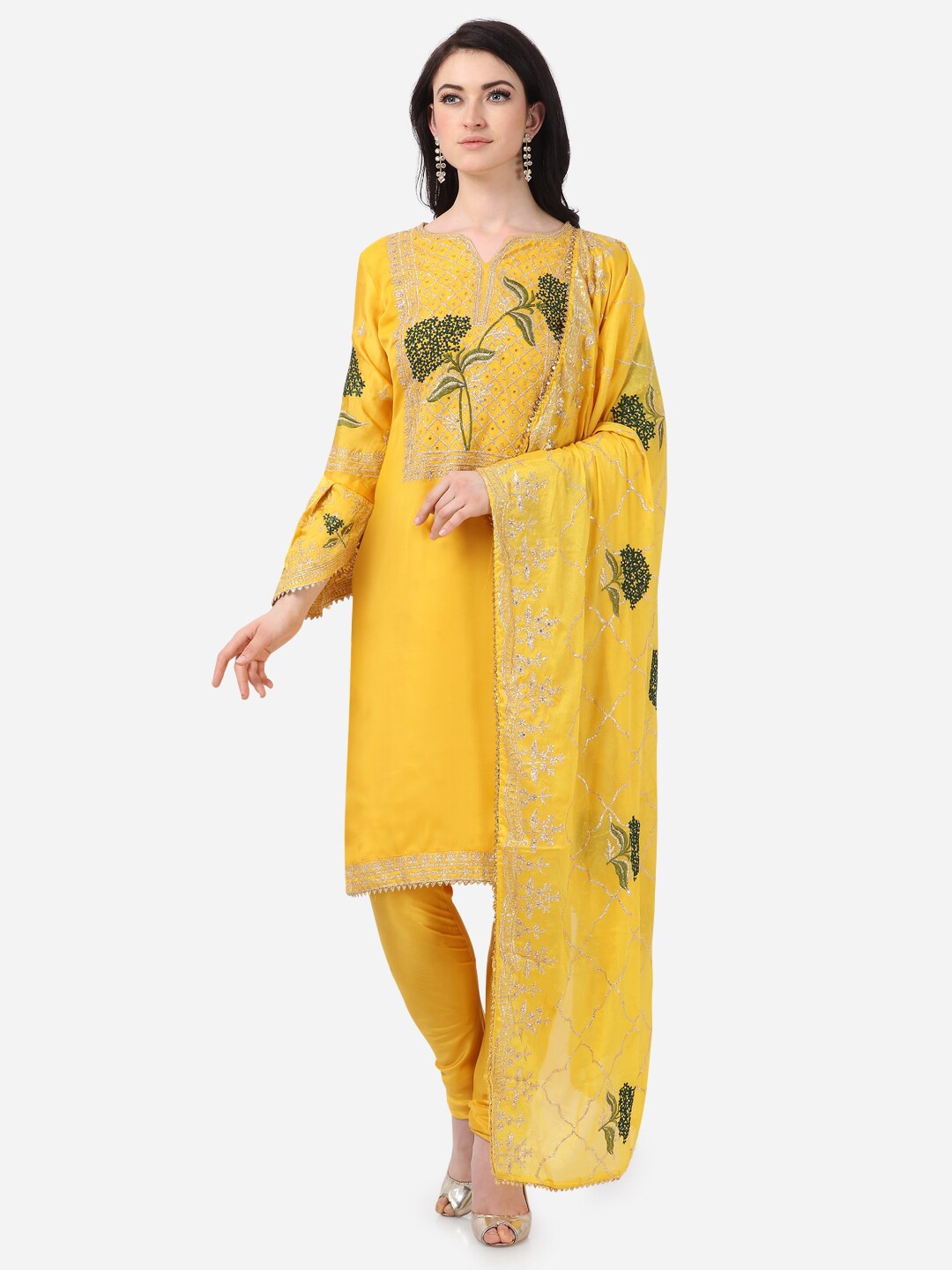 DIVASTRI Ethnic Motifs Embroidered Stone Work Zari Unstitched Dress Material, Yellow
DIVASTRI Ethnic Motifs Embroidered Stone Work Zari Unstitched Dress Material, Yellow