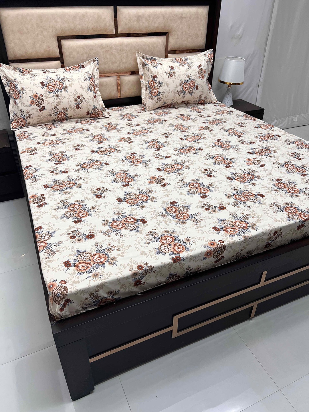 Pure Decor Amulya Cream-Coloured & Blue Floral 260 TC Queen Bedsheet with 2 Pillow Covers
Pure Decor Amulya Cream-Coloured & Blue Floral 260 TC Queen Bedsheet with 2 Pillow Covers