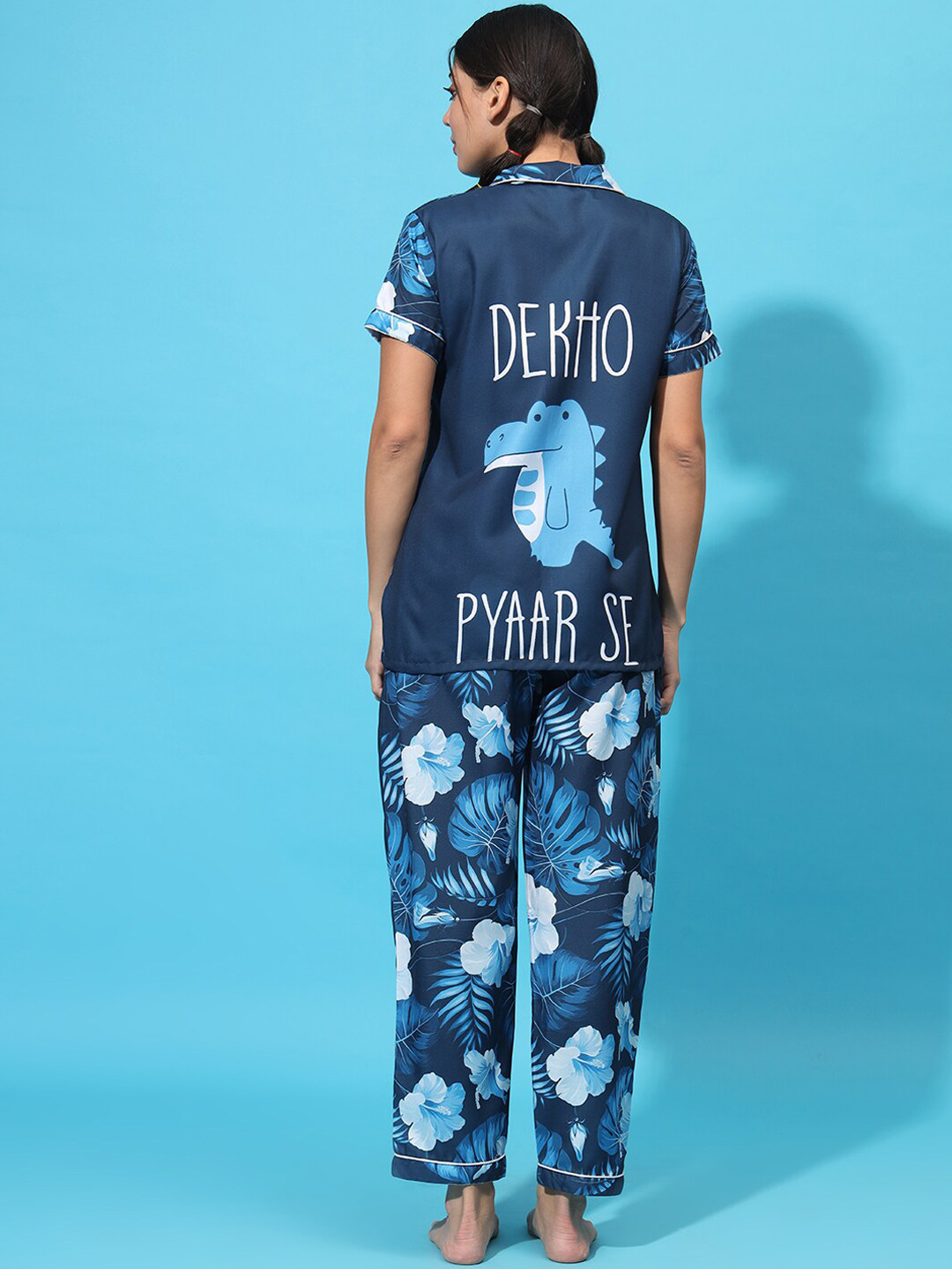 SEPHANI Floral Printed Lapel Collar Night suit, Blue
SEPHANI Floral Printed Lapel Collar Night suit, Blue