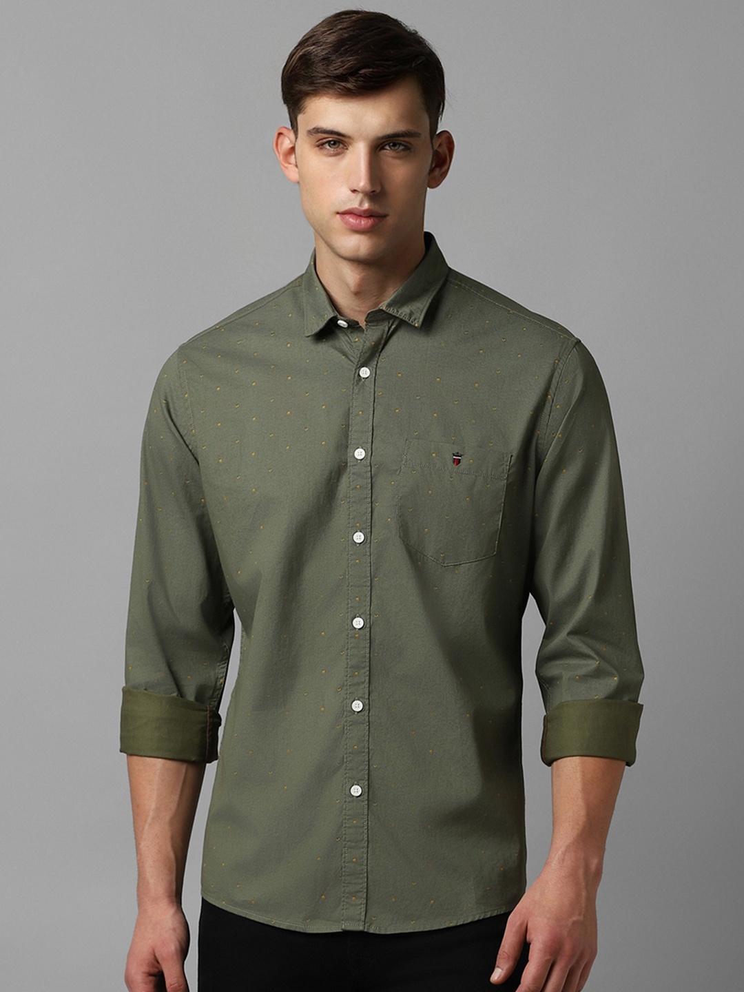 Louis Philippe Jeans Micro Ditsy Printed Slim Fit Pure Cotton Casual Shirt, Olive
Louis Philippe Jeans Micro Ditsy Printed Slim Fit Pure Cotton Casual Shirt, Olive