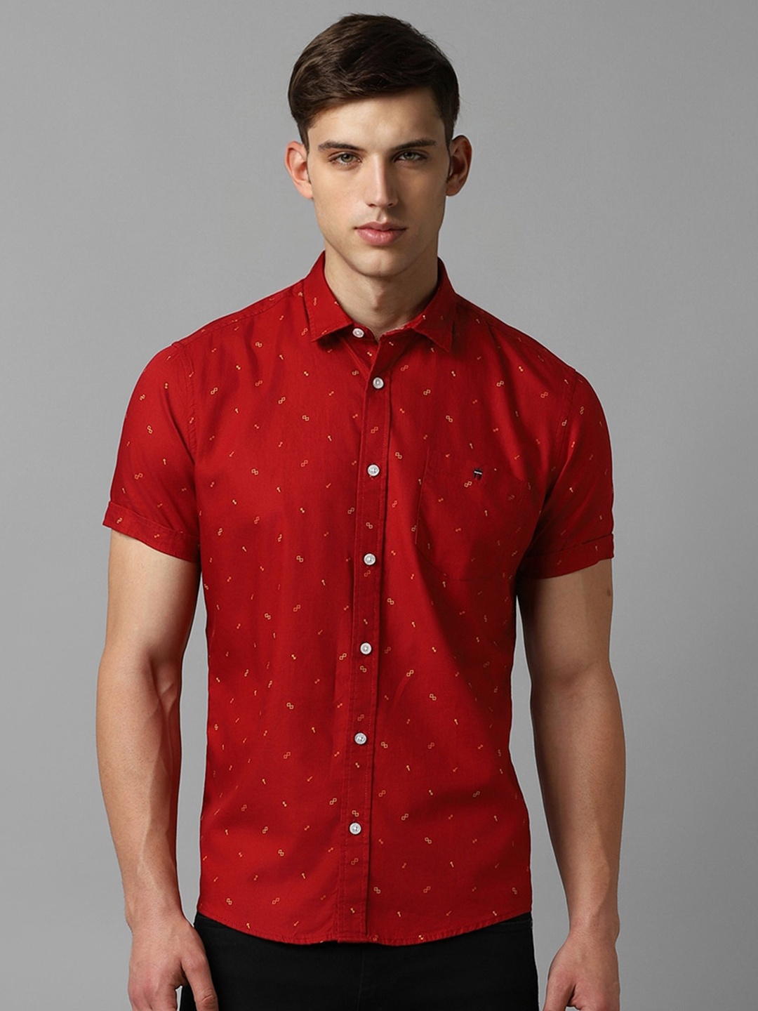 Louis Philippe Jeans Slim Fit Opaque Micro Ditsy Printed Pure Cotton Casual Shirt, Red
Louis Philippe Jeans Slim Fit Opaque Micro Ditsy Printed Pure Cotton Casual Shirt, Red
