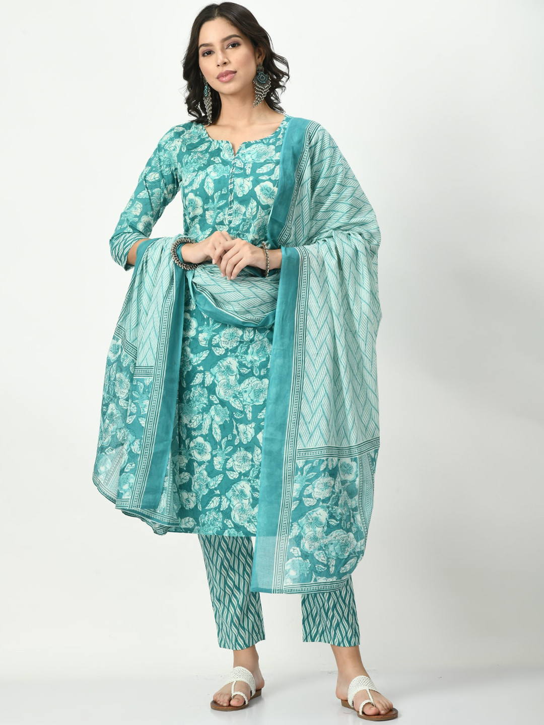 KALINI Floral Printed Pure Cotton Kurta with Trousers & Dupatta, Turquoise blue
KALINI Floral Printed Pure Cotton Kurta with Trousers & Dupatta, Turquoise blue