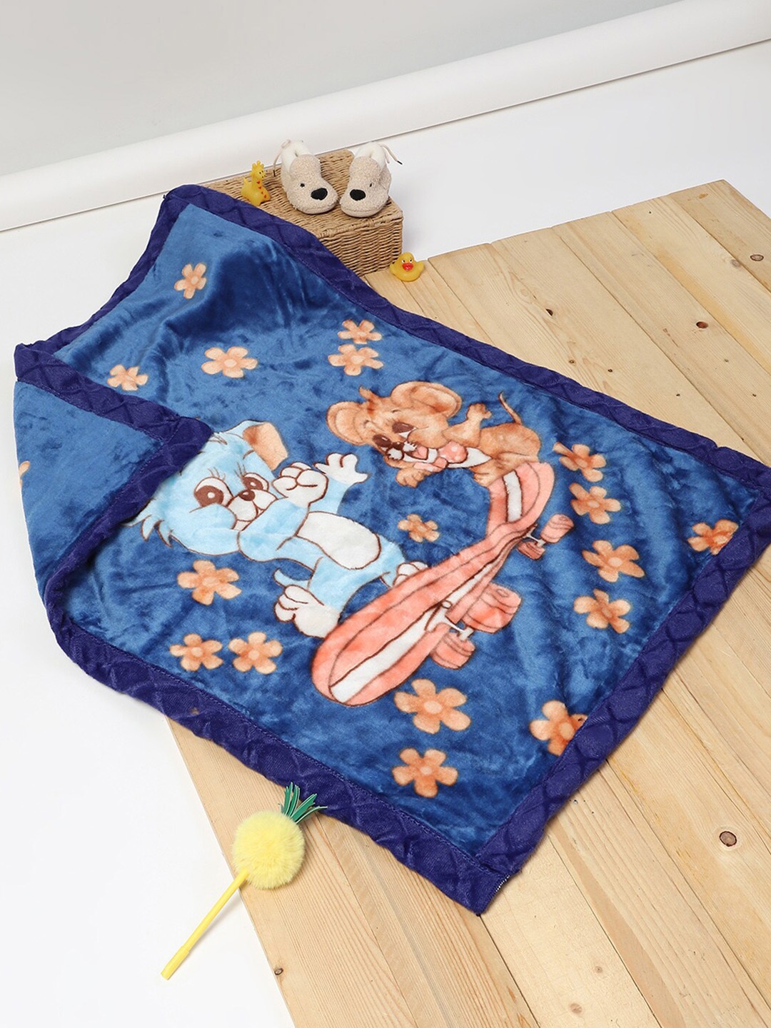 Monte Carlo Pogo Blue & Brown Cartoon Characters Heavy Winter 500 GSM Single Bed Blanket
Monte Carlo Pogo Blue & Brown Cartoon Characters Heavy Winter 500 GSM Single Bed Blanket