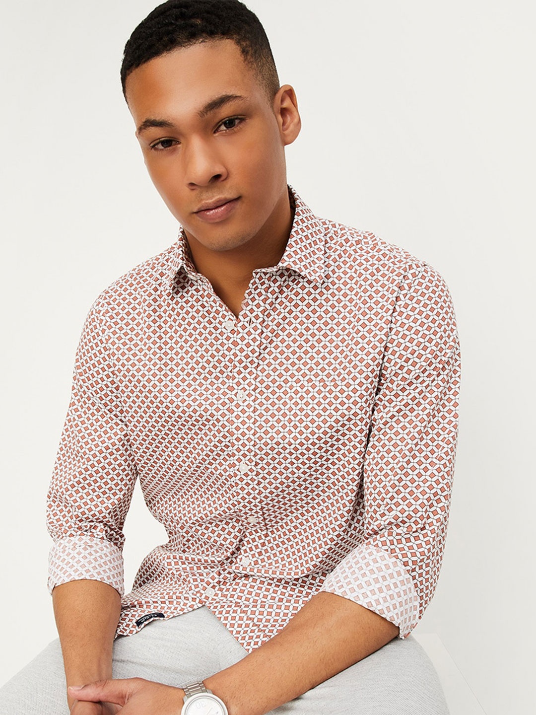 max Geometric Printed Spread Collar Long Sleeves Cotton Casual Shirt, Orange
max Geometric Printed Spread Collar Long Sleeves Cotton Casual Shirt, Orange