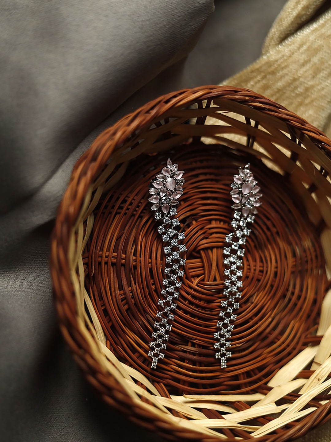 Maansh Silver-Plated Sterling Silver American Diamond Studded Contemporary Drop Earrings
Maansh Silver-Plated Sterling Silver American Diamond Studded Contemporary Drop Earrings
