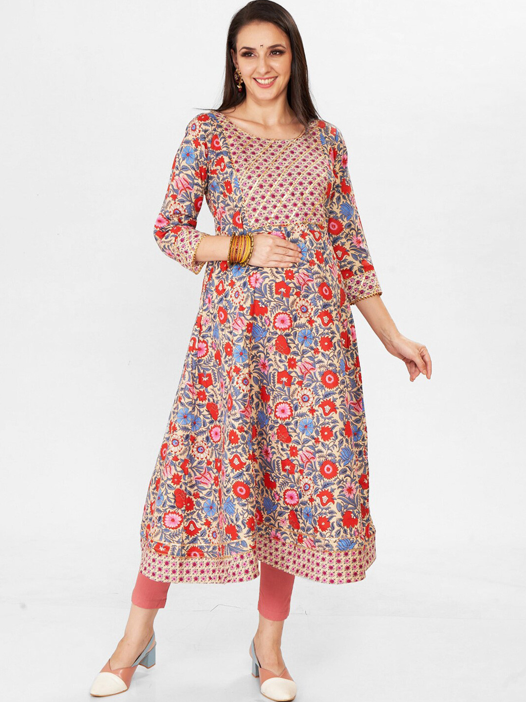 Mom For Sure by Ketki Dalal Floral Printed A-Line Cotton Maternity Kurta, Beige
Mom For Sure by Ketki Dalal Floral Printed A-Line Cotton Maternity Kurta, Beige