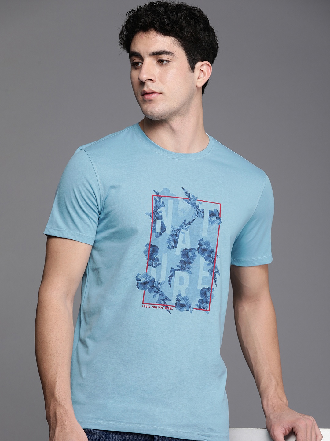 Louis Philippe Jeans Pure Cotton Slim Fit Floral Printed Casual T-shirt, Blue
Louis Philippe Jeans Pure Cotton Slim Fit Floral Printed Casual T-shirt, Blue