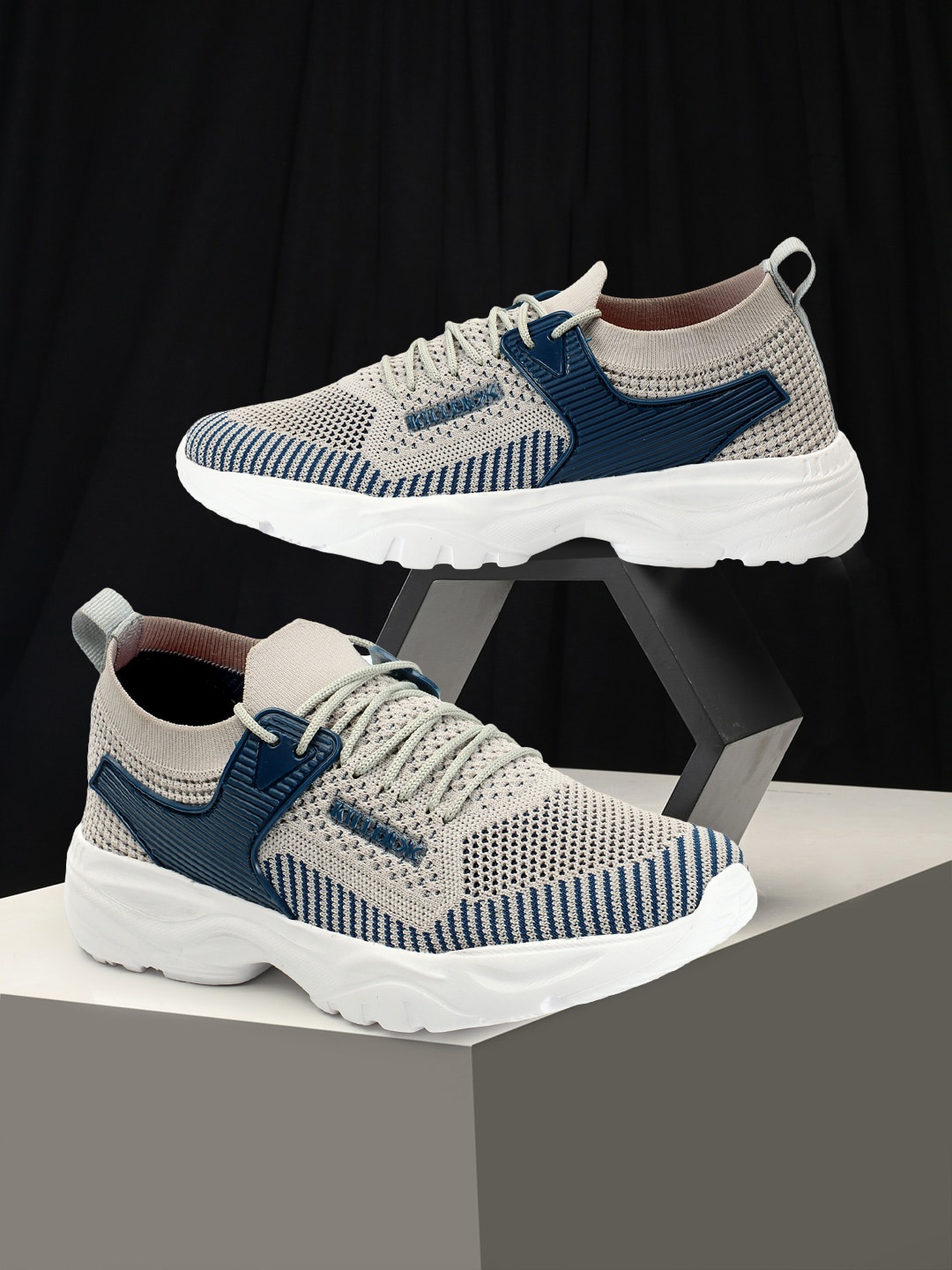 Killer Men Textured Lightweight Sneakers, Grey