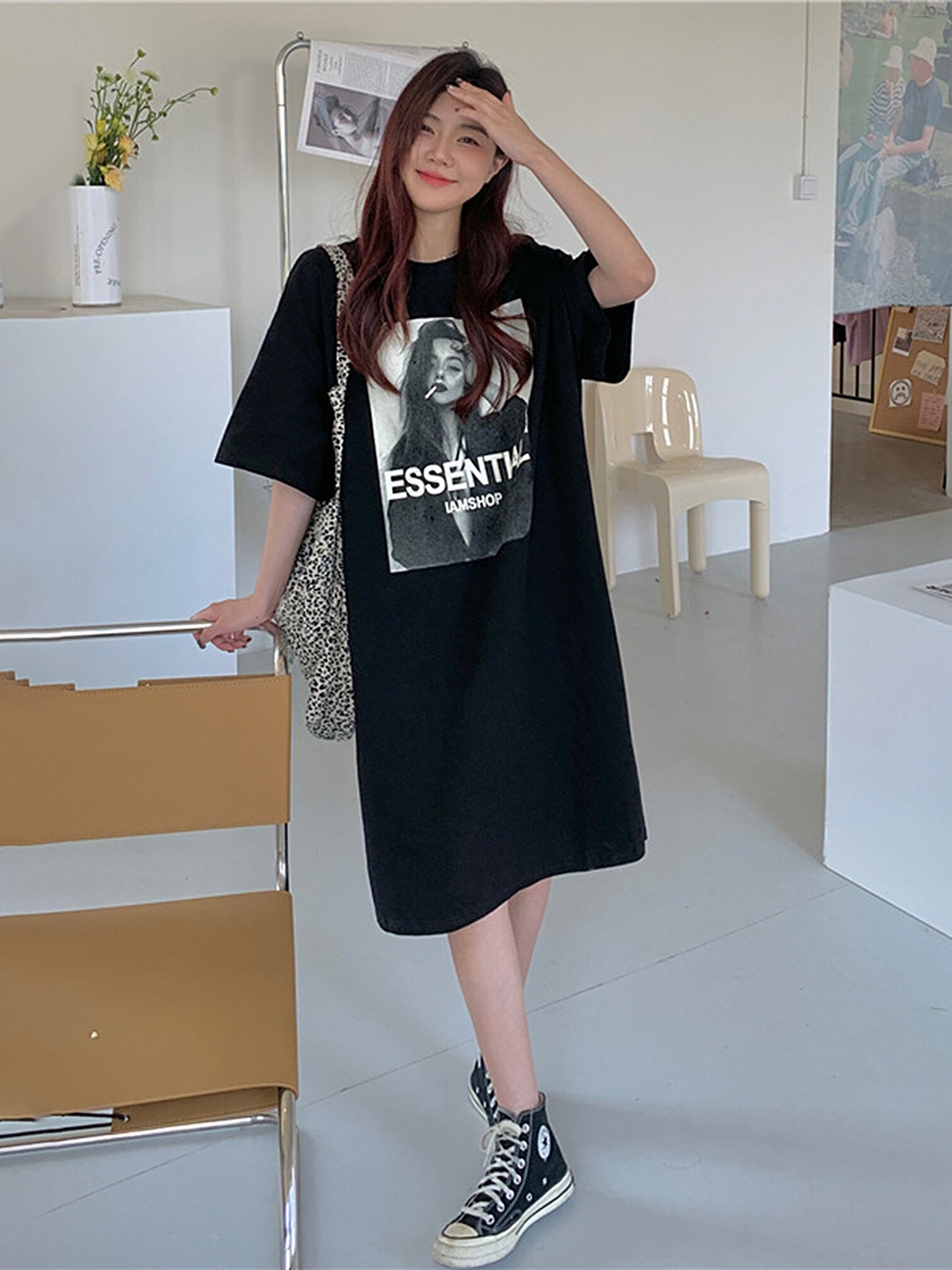 LULU & SKY Graphic Printed T-Shirt Dress, Black