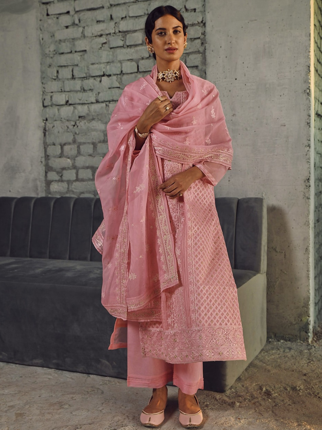 KARAJ JAIPUR Floral Embroidered Regular Thread Work Kurta With Trousers & Dupatta, Pink
KARAJ JAIPUR Floral Embroidered Regular Thread Work Kurta With Trousers & Dupatta, Pink