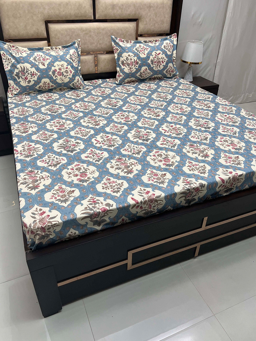 Pure Decor Amulya Blue & White Floral 250 TC Queen Bedsheet With 2 Pillow Covers
Pure Decor Amulya Blue & White Floral 250 TC Queen Bedsheet With 2 Pillow Covers