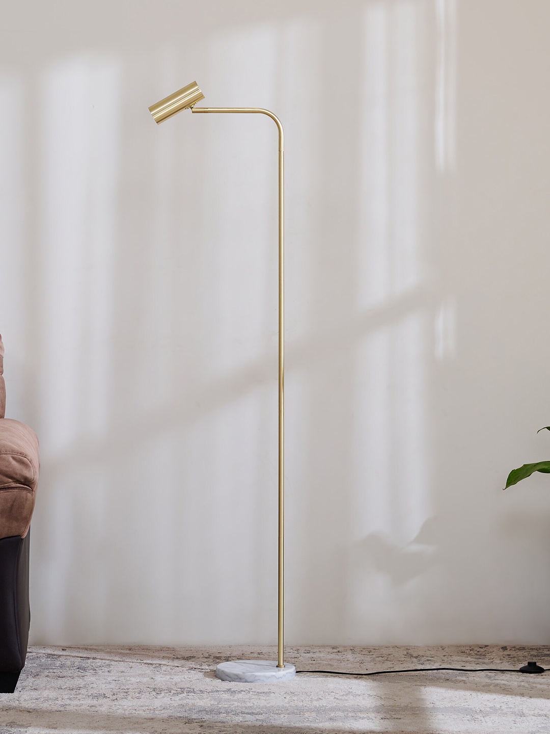 Home Centre Fluorescence Glint Yellow & Black Glint Iron Floor Lamp With Moving Shade
Home Centre Fluorescence Glint Yellow & Black Glint Iron Floor Lamp With Moving Shade