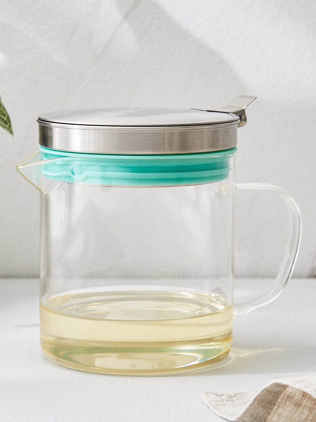 Home Centre Pamolive Vita Transparent Leak Proof Glass Oil Dispenser With Strainer 500 ml
Home Centre Pamolive Vita Transparent Leak Proof Glass Oil Dispenser With Strainer 500 ml