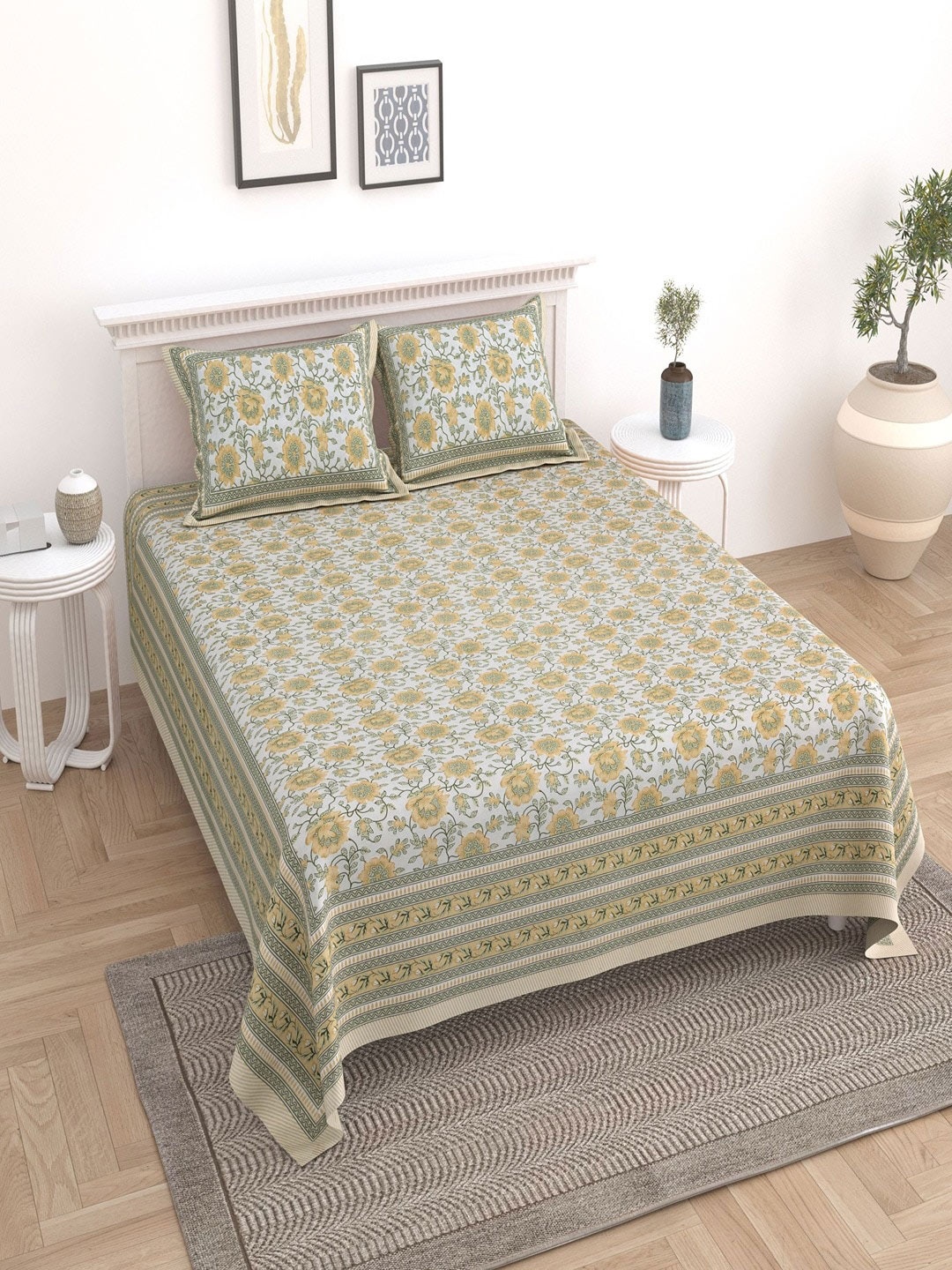 UNIQCHOICE Green & White Floral Pure Cotton 180 TC King Bedsheet with 2 Pillow Covers
UNIQCHOICE Green & White Floral Pure Cotton 180 TC King Bedsheet with 2 Pillow Covers