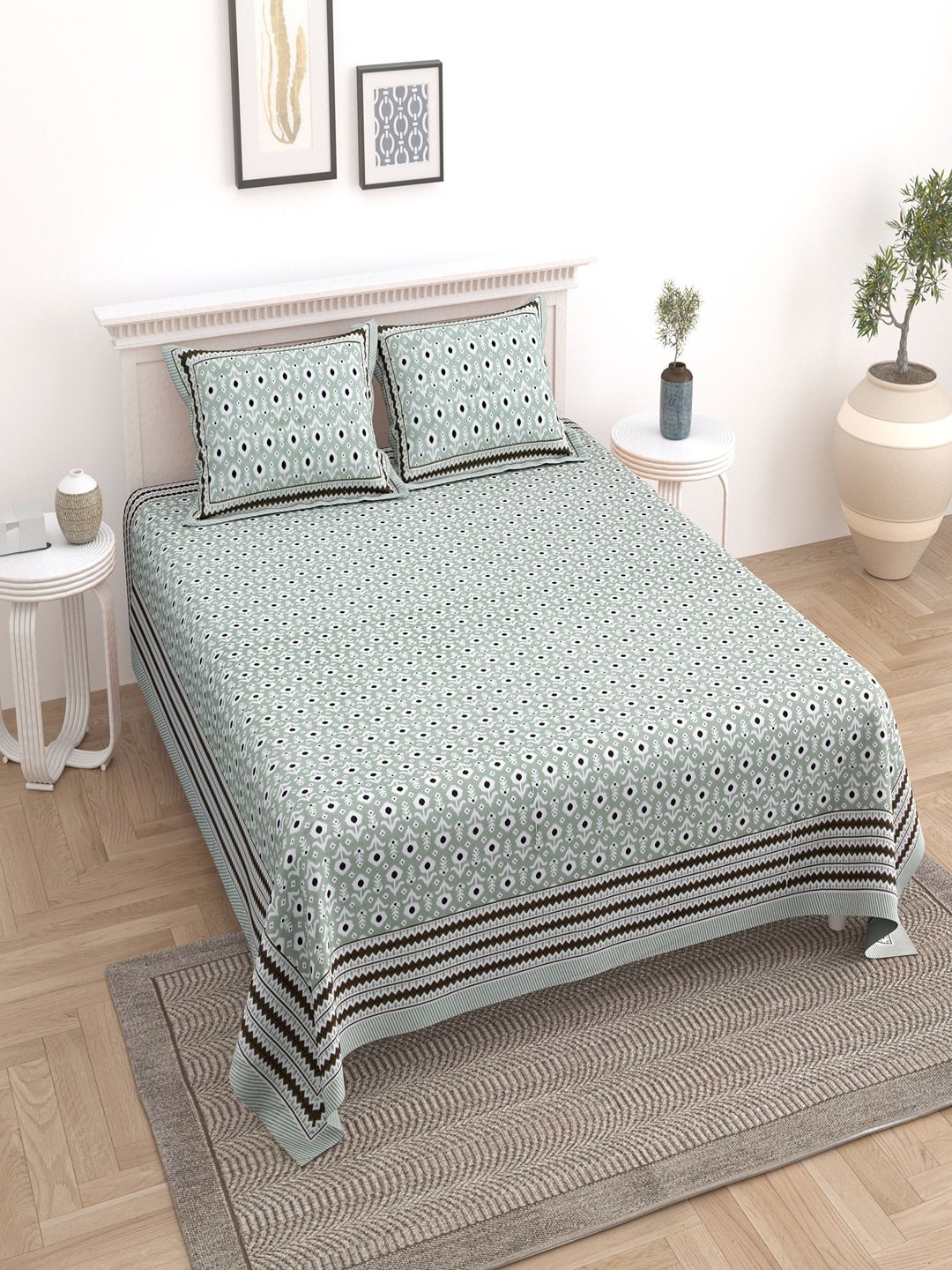 UNIQCHOICE Grey & White Ethnic Motif Pure Cotton 180 TC King Bedsheet with 2 Pillow Covers
UNIQCHOICE Grey & White Ethnic Motif Pure Cotton 180 TC King Bedsheet with 2 Pillow Covers