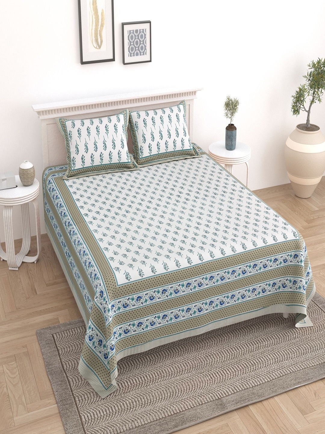 UNIQCHOICE White & Olive Green Floral Pure Cotton 180 TC King Bedsheet & 2 Pillow Covers
UNIQCHOICE White & Olive Green Floral Pure Cotton 180 TC King Bedsheet & 2 Pillow Covers