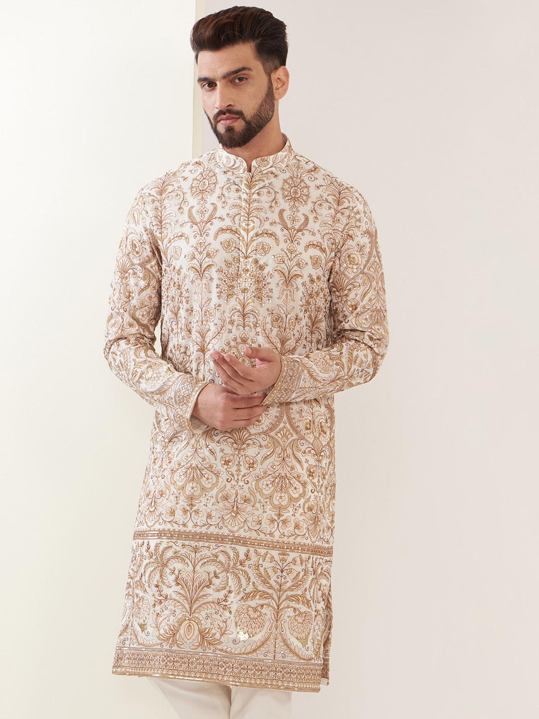 KASBAH CLOTHING NISHCHAIY SAJDEH Ethnic Motifs Embroidered Sequined Georgette Kurta, White
KASBAH CLOTHING NISHCHAIY SAJDEH Ethnic Motifs Embroidered Sequined Georgette Kurta, White