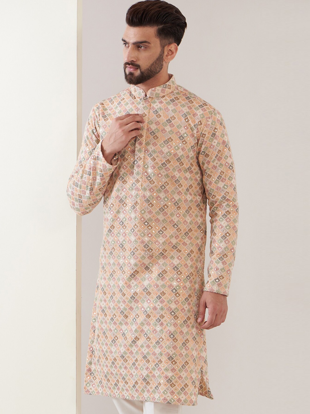 KASBAH CLOTHING NISHCHAIY SAJDEH Ethnic Motifs Embroidered Sequinned Georgette Kurta, Pink
KASBAH CLOTHING NISHCHAIY SAJDEH Ethnic Motifs Embroidered Sequinned Georgette Kurta, Pink