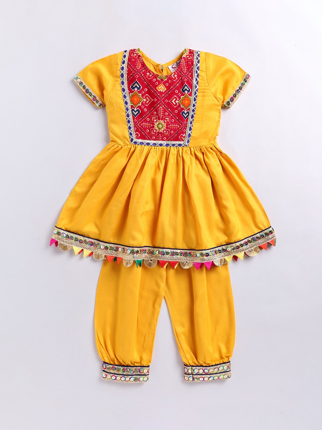 LIL DRAMA Girls Bandhani Printed Shoulder Straps A-Line Pleated Gotta Patti Kurta Set, Mustard
LIL DRAMA Girls Bandhani Printed Shoulder Straps A-Line Pleated Gotta Patti Kurta Set, Mustard