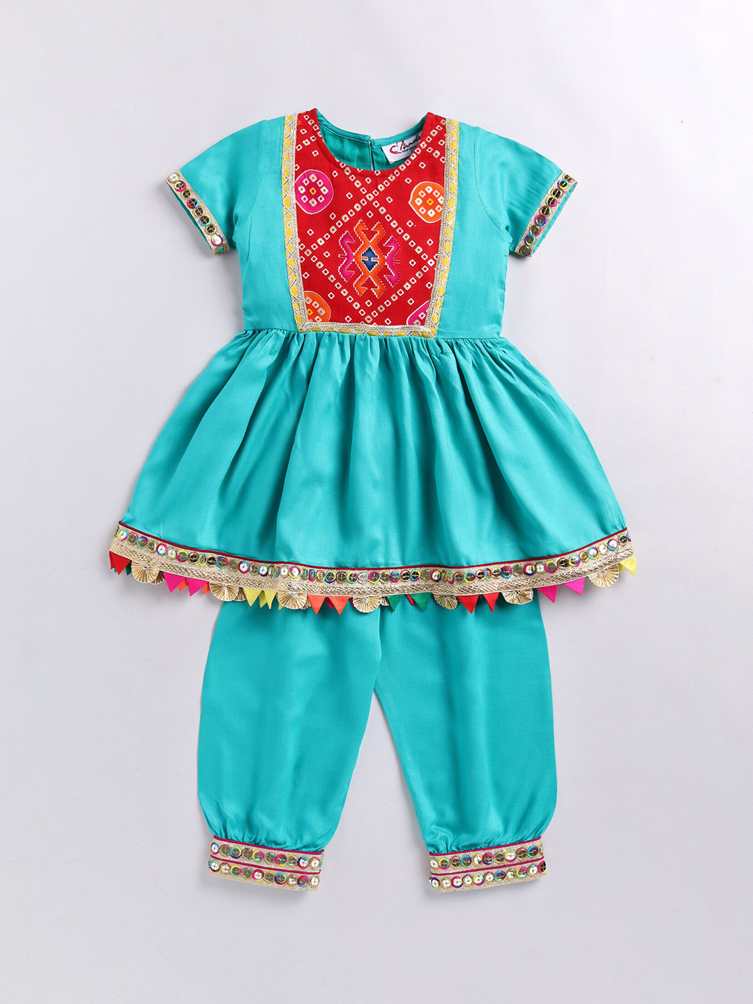 LIL DRAMA Girls Ethnic Motifs Printed Shoulder Straps A-Line Pleated Gotta Patti Kurta Set, Green
LIL DRAMA Girls Ethnic Motifs Printed Shoulder Straps A-Line Pleated Gotta Patti Kurta Set, Green