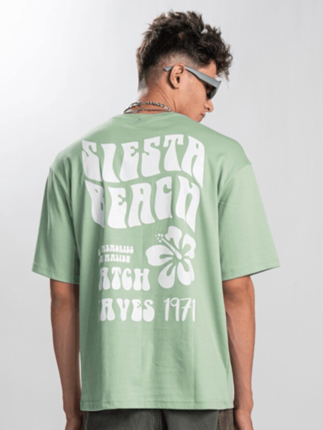 Main Character India Typography Printed Drop-Shoulder Sleeves Cotton Oversized T-shirt, Sea green
Main Character India Typography Printed Drop-Shoulder Sleeves Cotton Oversized T-shirt, Sea green