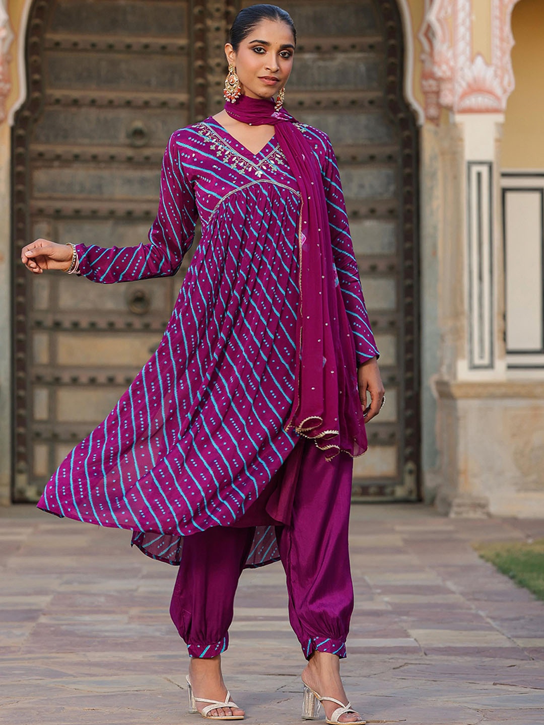 SCAKHI Bandhani Printed Beads & Stones Pleated A-Line Kurta With Patiala & Dupatta, Purple
SCAKHI Bandhani Printed Beads & Stones Pleated A-Line Kurta With Patiala & Dupatta, Purple