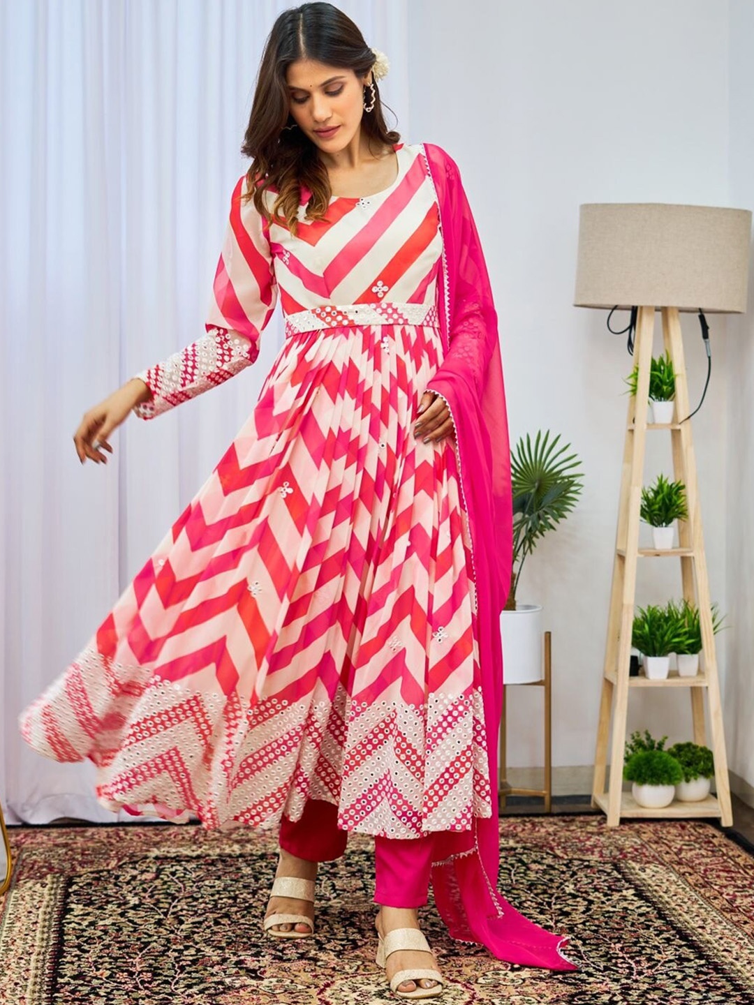 BLACK SCISSOR Chevron Printed Mirror Work Pleated Anarkali Kurta with Trousers & Dupatta, Pink
BLACK SCISSOR Chevron Printed Mirror Work Pleated Anarkali Kurta with Trousers & Dupatta, Pink