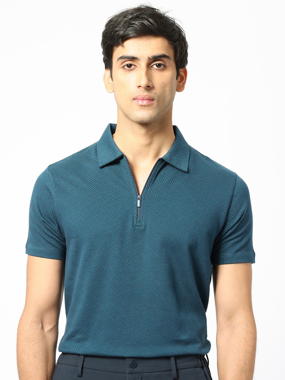 RARE RABBIT Men Daisen Geometric Printed Slim Fit Polo Collar Cotton T-Shirt, Navy blue
RARE RABBIT Men Daisen Geometric Printed Slim Fit Polo Collar Cotton T-Shirt, Navy blue