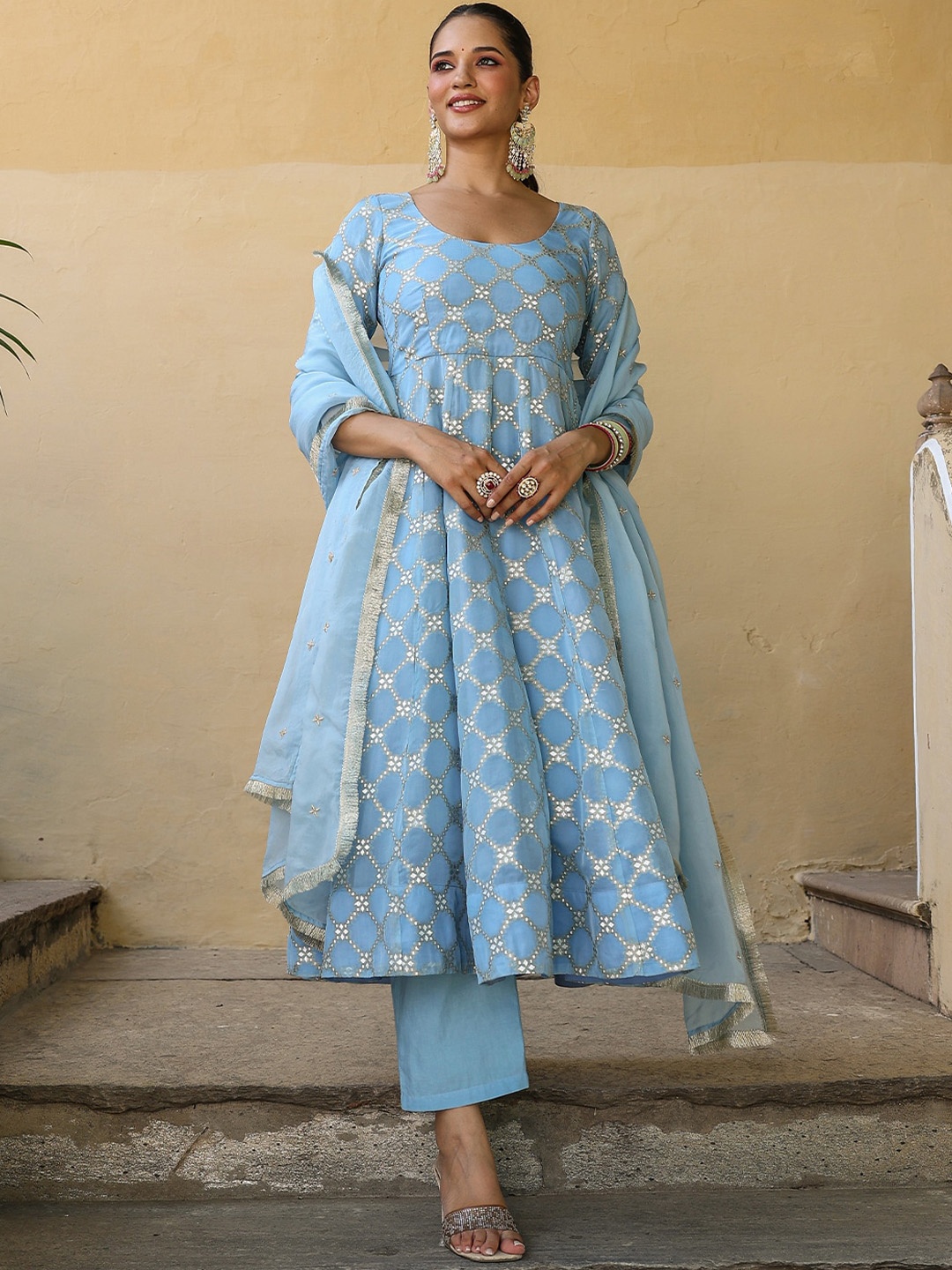 EverBloom Ethnic Motifs Woven Design Panelled Anarkali Kurta & Trousers With Dupatta, Blue
EverBloom Ethnic Motifs Woven Design Panelled Anarkali Kurta & Trousers With Dupatta, Blue