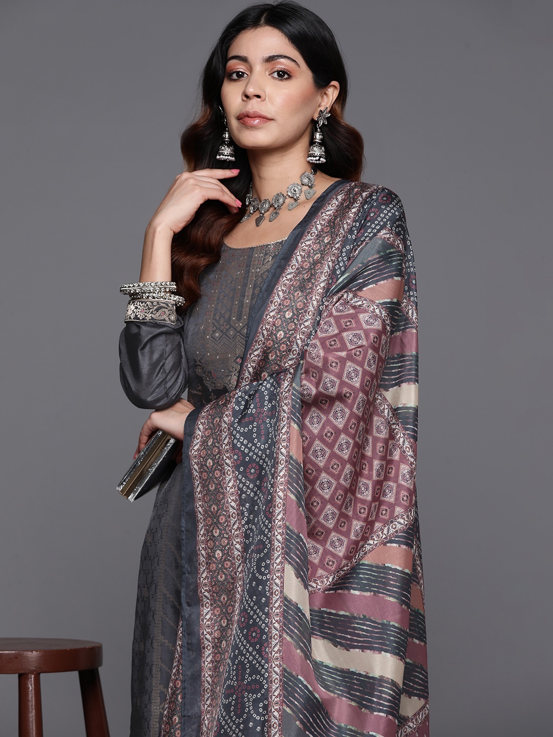 Libas Ethnic Motifs Woven Design Brocade Zari Regular Kurta with Trousers & Dupatta, Grey
Libas Ethnic Motifs Woven Design Brocade Zari Regular Kurta with Trousers & Dupatta, Grey