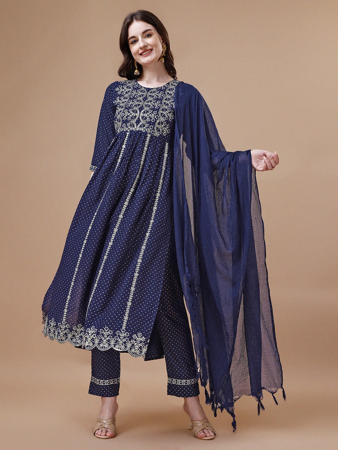 Berrylicious Ethnic Motifs Embroidered Sequinned Kurta With Trousers & Dupatta, Navy blue
Berrylicious Ethnic Motifs Embroidered Sequinned Kurta With Trousers & Dupatta, Navy blue