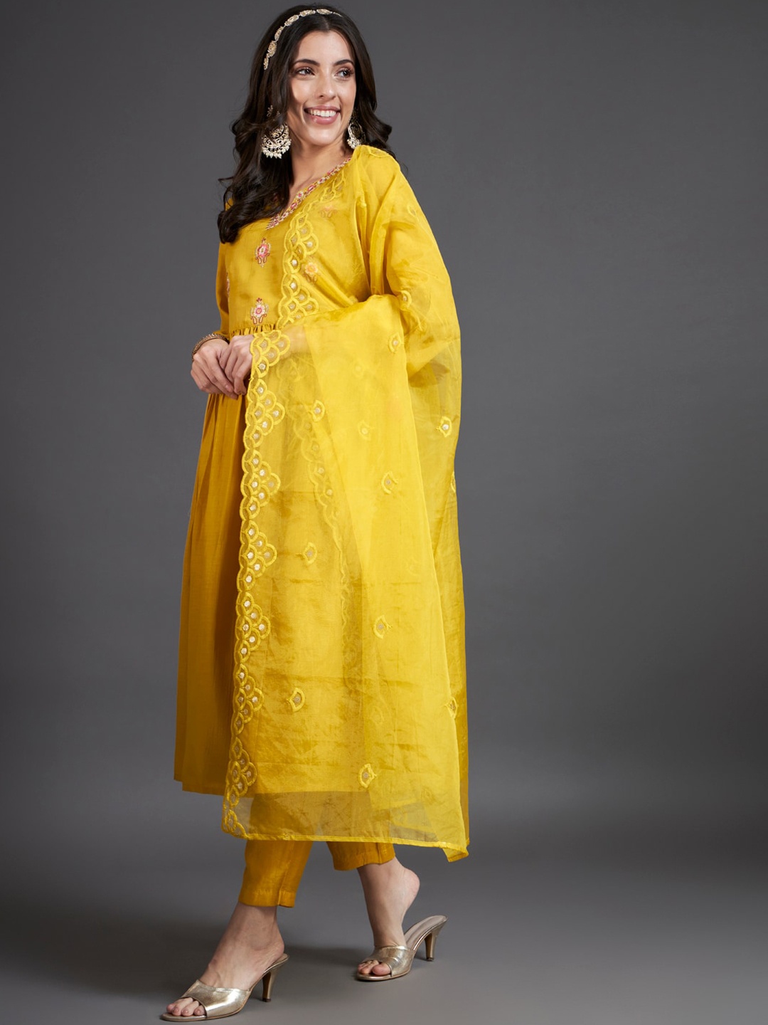HEEPOSH Ethnic Motifs Yoke Embroidered A-Line Kurta & Trousers With Dupatta, Mustard
HEEPOSH Ethnic Motifs Yoke Embroidered A-Line Kurta & Trousers With Dupatta, Mustard