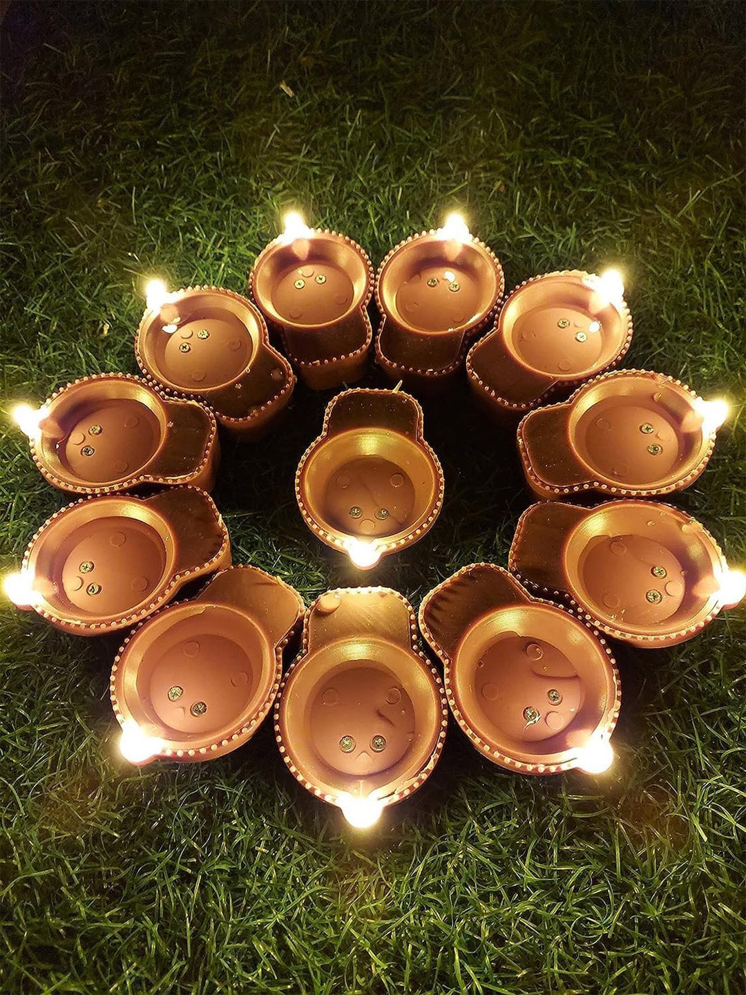 eCraftIndia 18 Pieces Plastic LED Water Sensor Diyas with Water Sensing Technology, Gold
eCraftIndia 18 Pieces Plastic LED Water Sensor Diyas with Water Sensing Technology, Gold