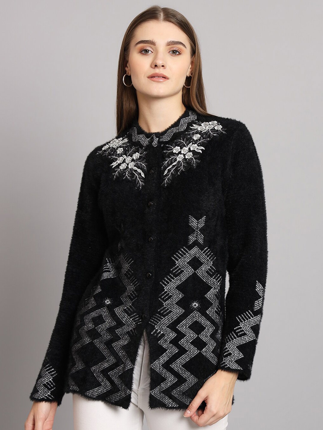 eWools Floral Printed Round Neck Long Sleeves Woollen Cardigan Sweater, Black
eWools Floral Printed Round Neck Long Sleeves Woollen Cardigan Sweater, Black