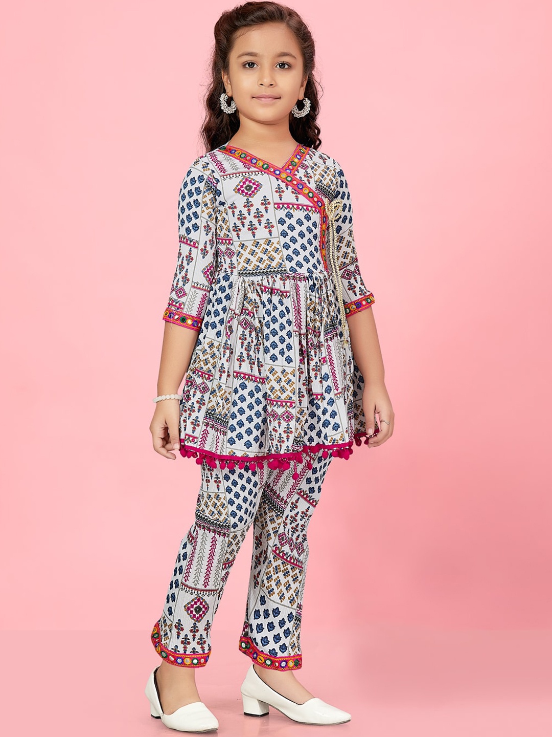 BAESD Girls Ethnic Motifs Printed V-Neck A-Line Angrakha Mirror Work Kurta With Trouser, White
BAESD Girls Ethnic Motifs Printed V-Neck A-Line Angrakha Mirror Work Kurta With Trouser, White
