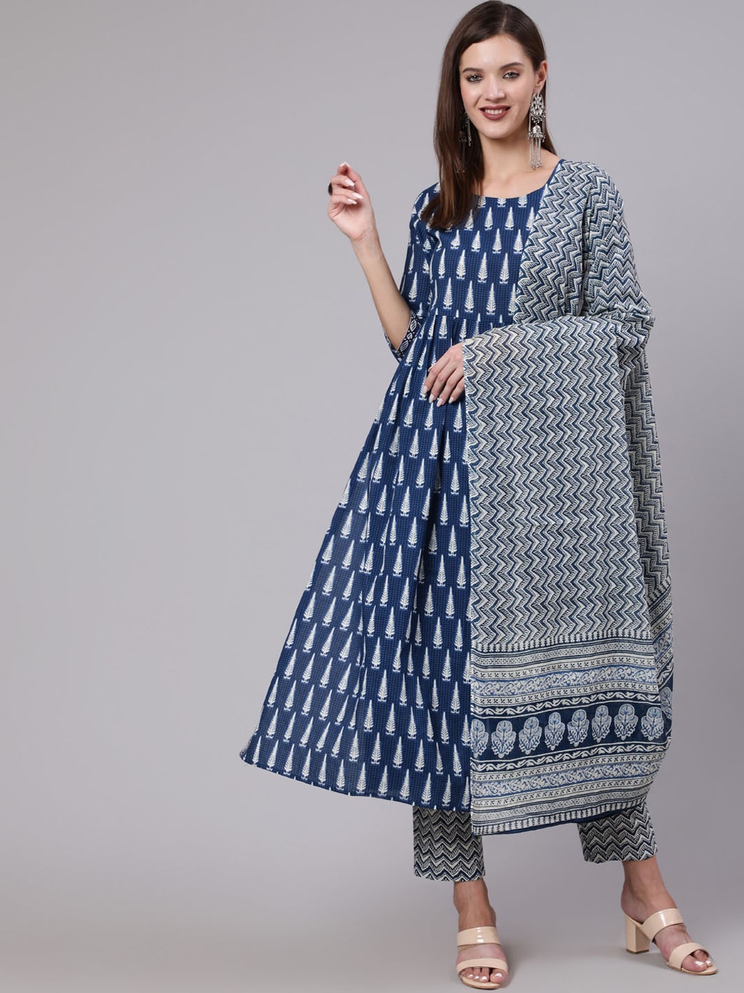 KIMAYRA Ethnic Motifs Printed Pure Cotton A-line Kurta With Trousers & Dupatta, Blue
KIMAYRA Ethnic Motifs Printed Pure Cotton A-line Kurta With Trousers & Dupatta, Blue