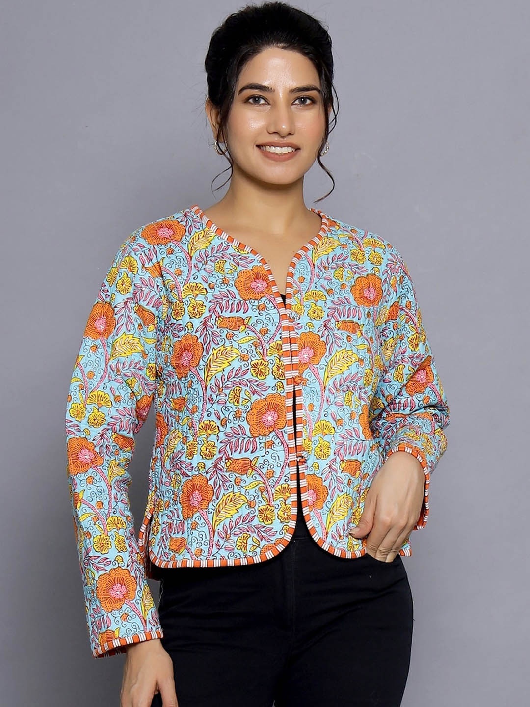 HANDICRAFT PALACE Quilted Floral Lightweight Crop Open Front Reversible Cotton Jacket, Turquoise blue
HANDICRAFT PALACE Quilted Floral Lightweight Crop Open Front Reversible Cotton Jacket, Turquoise blue