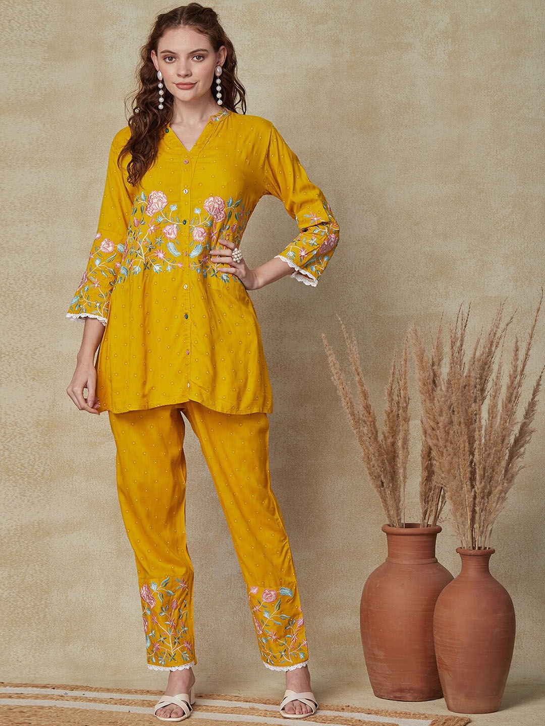 FASHOR Ethnic Motifs Printed Mandarin Collar Thread Work A-Line Kurta With Trouser, Yellow
FASHOR Ethnic Motifs Printed Mandarin Collar Thread Work A-Line Kurta With Trouser, Yellow
