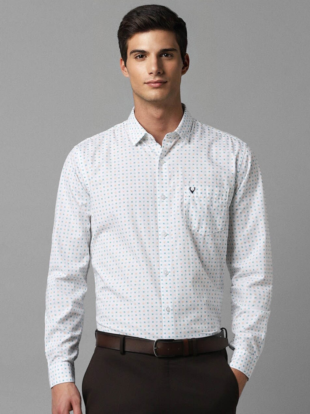 Allen Solly Slim Fit Geometric Printed Spread Collar Pure Cotton Formal Shirt, White
Allen Solly Slim Fit Geometric Printed Spread Collar Pure Cotton Formal Shirt, White