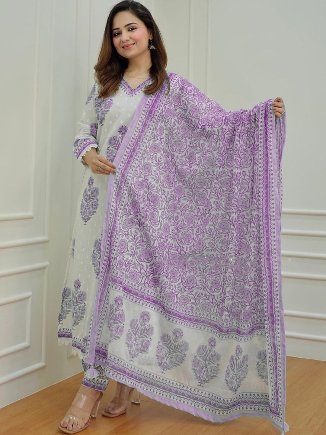 KALINI Floral Printed V-Neck Regular Pure Cotton Kurta With Salwar & Dupatta, Purple
KALINI Floral Printed V-Neck Regular Pure Cotton Kurta With Salwar & Dupatta, Purple
