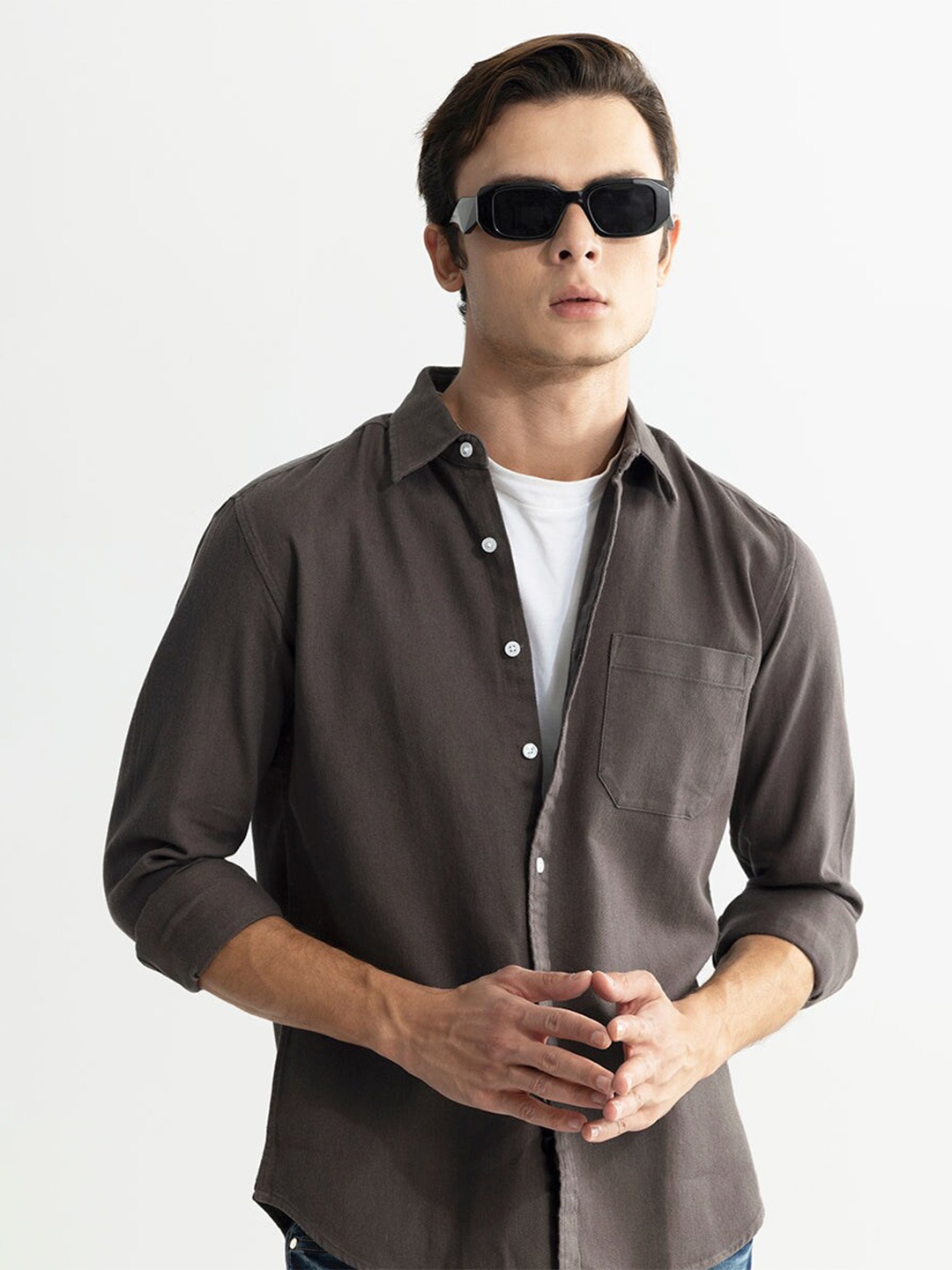 Snitch Classic Slim Fit Spread Collar Long Sleeve Pocket Cotton Casual Shirt, Brown
Snitch Classic Slim Fit Spread Collar Long Sleeve Pocket Cotton Casual Shirt, Brown