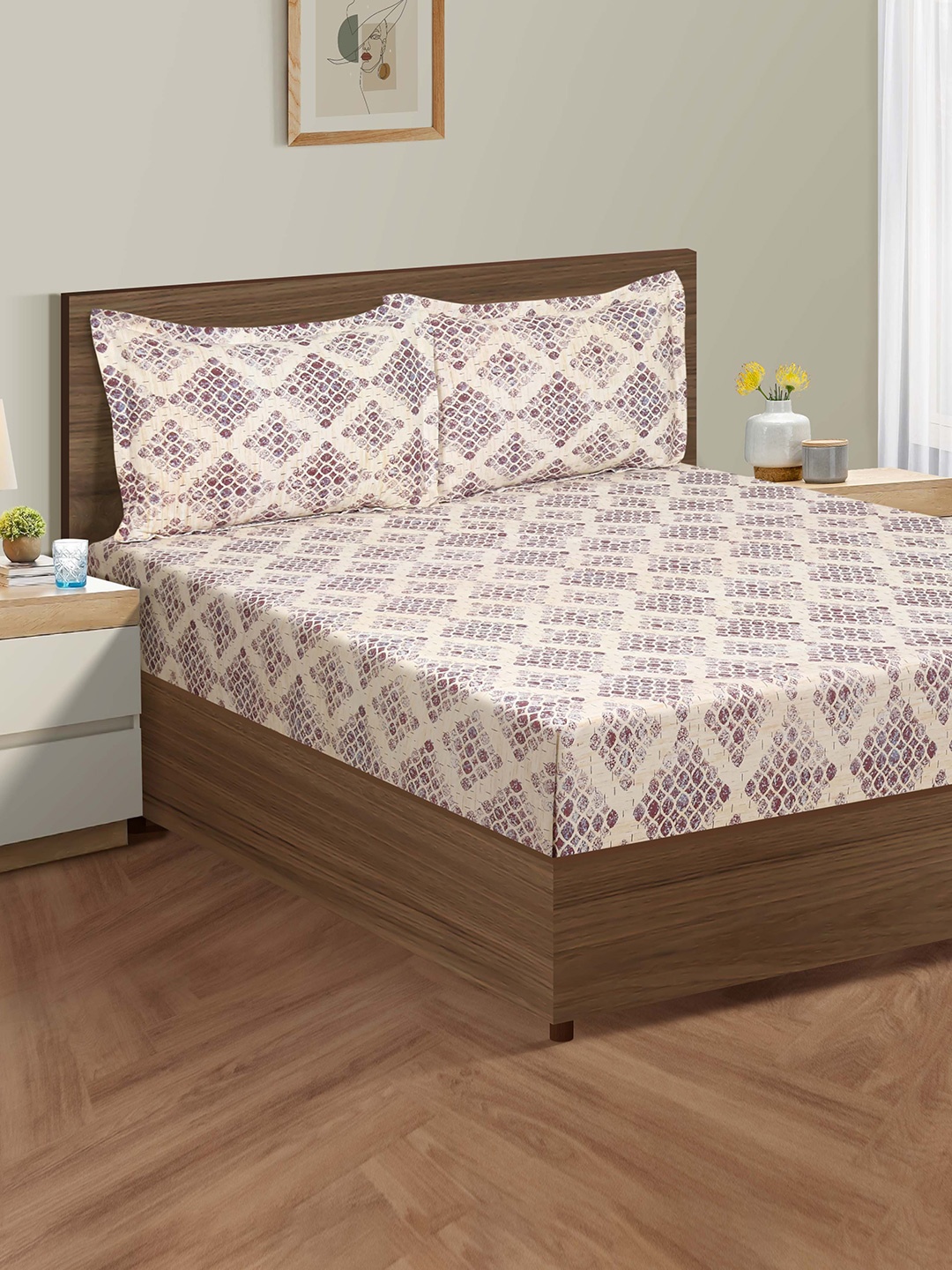 SWAYAM Zinnia Purple & White Geometric Cotton 160 TC King Bedsheet with 2 Pillow Covers
SWAYAM Zinnia Purple & White Geometric Cotton 160 TC King Bedsheet with 2 Pillow Covers
