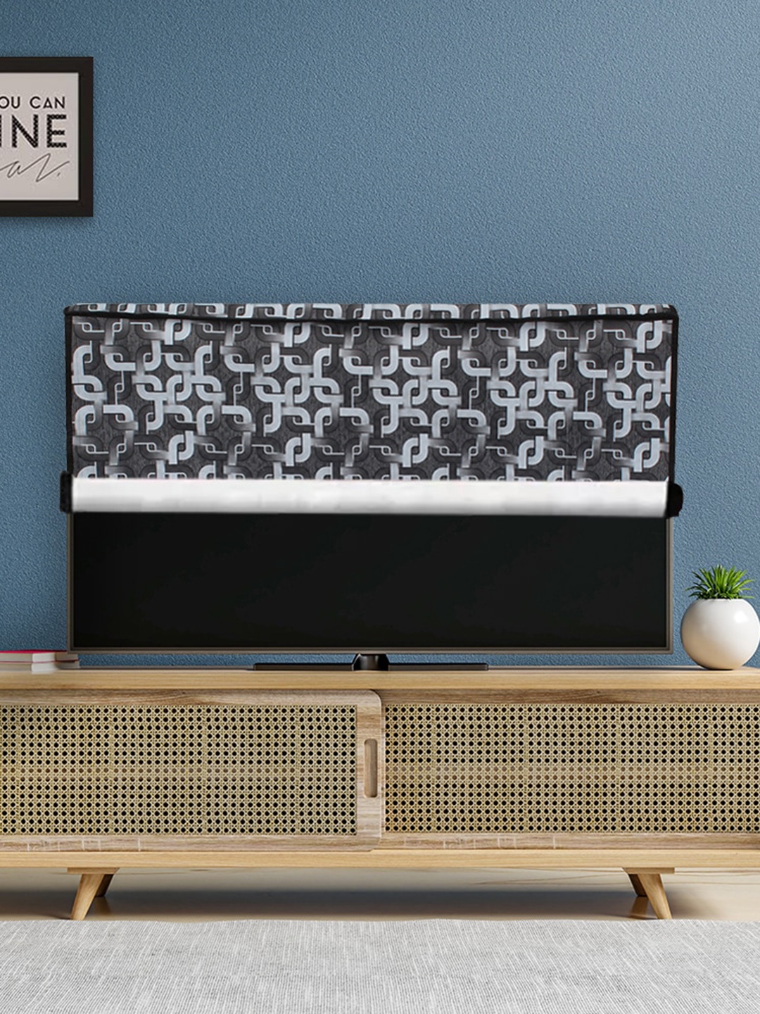 DREAM CARE Grey & White Transparent & Printed Flap 65 Inch Waterproof LED TV Protector
DREAM CARE Grey & White Transparent & Printed Flap 65 Inch Waterproof LED TV Protector