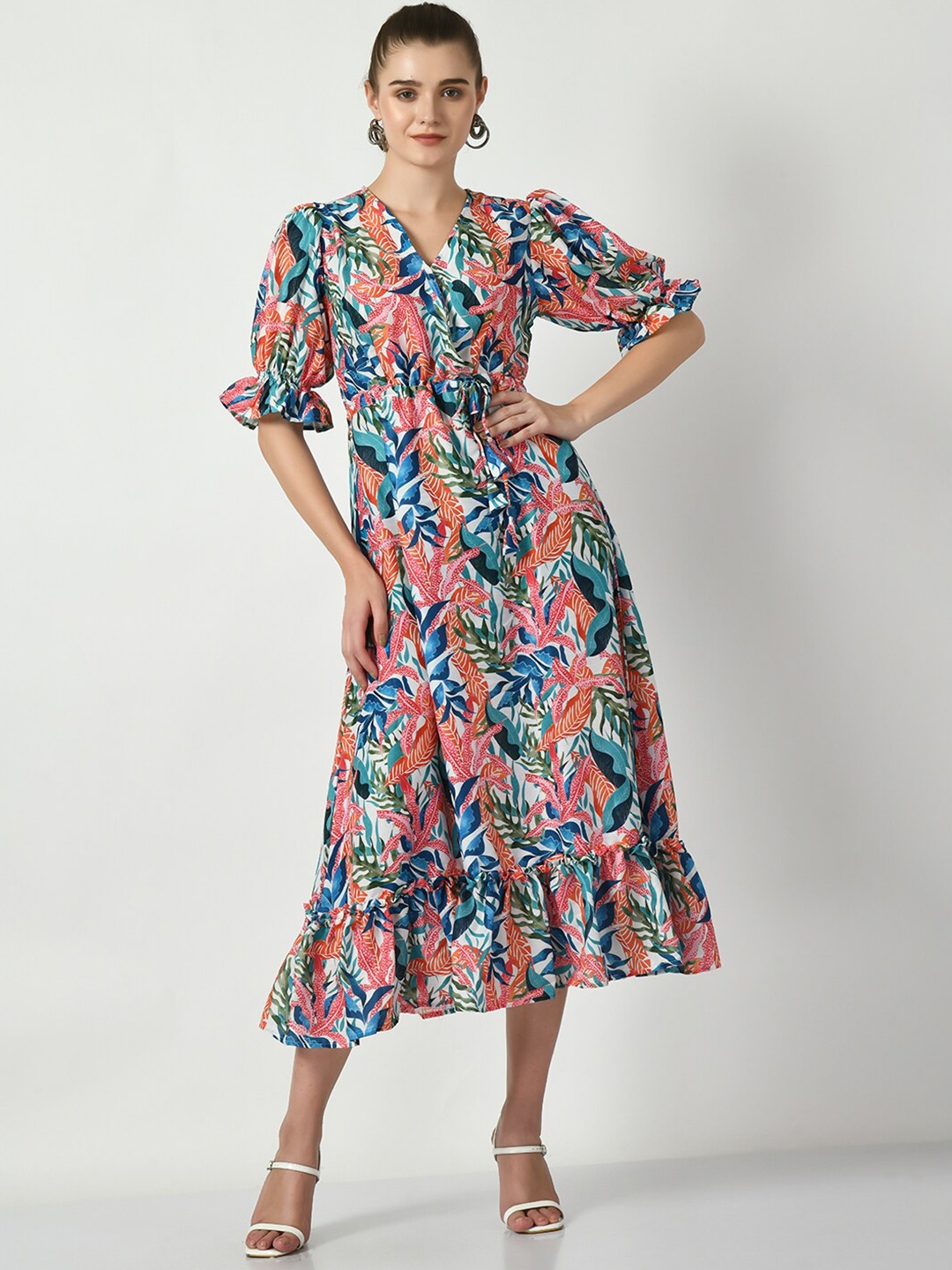 DressBerry White Floral Printed Puff Sleeve Tie-Up Detail Flounce Hem Midi Wrap Dress
DressBerry White Floral Printed Puff Sleeve Tie-Up Detail Flounce Hem Midi Wrap Dress